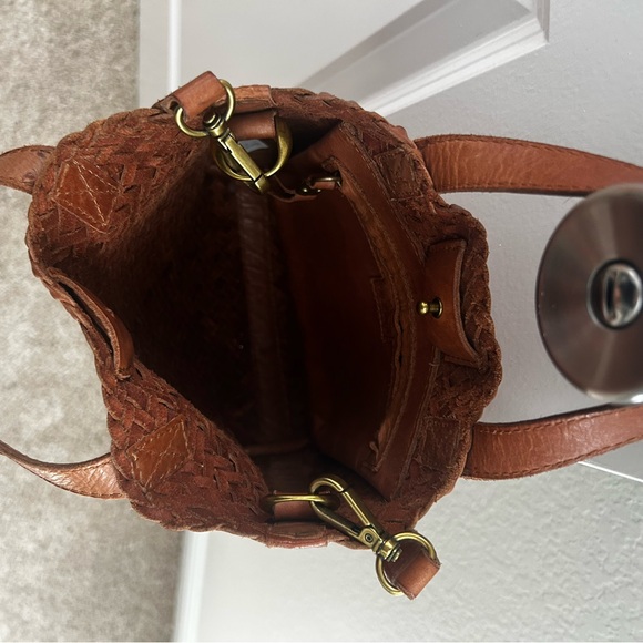 Madewell Woven Leather Crossbody Small Tote Bag - Picture 4 of 6